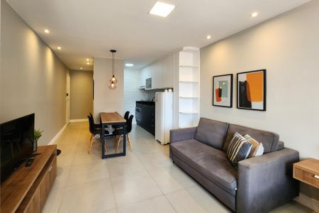 Sala  de kitnet/studio para alugar com 1 quarto, 31m² em Santo Cristo, Rio de Janeiro