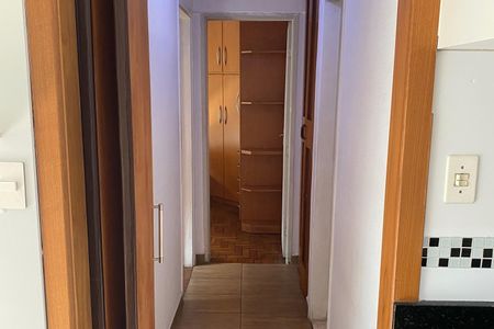 Apartamento para alugar com 70m², 2 quartos e 1 vagaCorredor