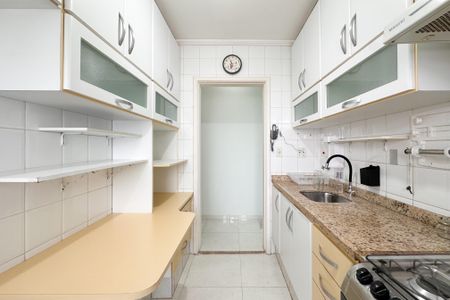 Apartamento para alugar com 69m², 2 quartos e 2 vagas Apartamento para alugar com 69m², 2 quartos e 2 vagasCozinha
