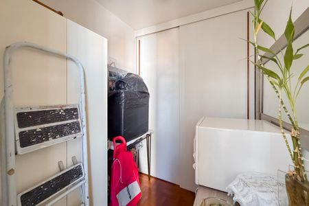 Quarto de Serviço de apartamento para alugar com 2 quartos, 72m² em Cambuci, São Paulo