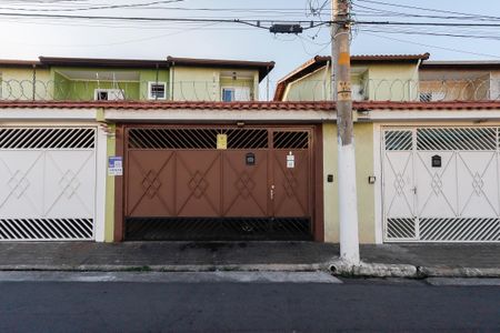 Casa à venda com 136m², 3 quartos e sem vagaFachada