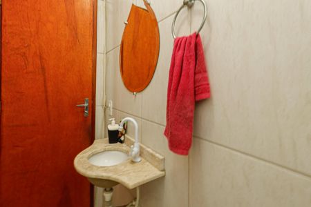 Casa à venda com 136m², 3 quartos e sem vagaLavabo