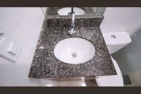 Banheiro de apartamento para alugar com 1 quarto, 35m² em Vila Sapopemba, São Paulo