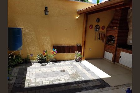 Casa à venda com 150m², 3 quartos e 4 vagasÁrea externa