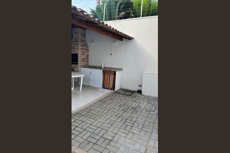 Casa à venda com 150m², 3 quartos e 4 vagasÁrea comum