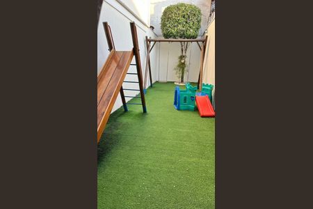 Casa à venda com 150m², 3 quartos e 4 vagasÁrea comum