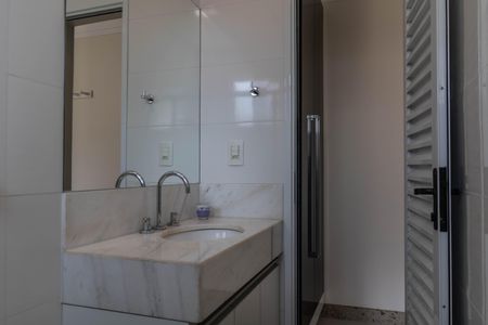 Casa para alugar com 507m², 5 quartos e 3 vagasBanheiro da Suíte 1