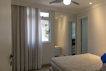 Casa para alugar com 507m², 5 quartos e 3 vagas Casa para alugar com 507m², 5 quartos e 3 vagasSuíte 4