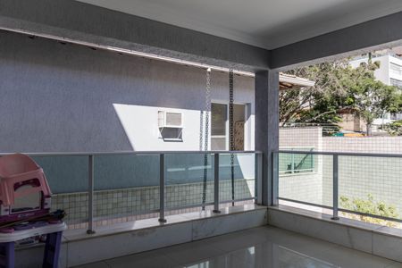 Casa para alugar com 507m², 5 quartos e 3 vagasVaranda