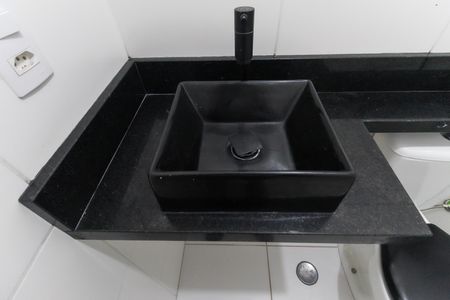 Apartamento para alugar com 42m², 2 quartos e sem vaga Apartamento para alugar com 42m², 2 quartos e sem vagaBanheiro