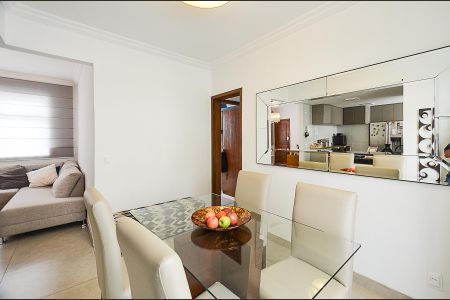 Apartamento para alugar com 84m², 4 quartos e 1 vaga Apartamento para alugar com 84m², 4 quartos e 1 vagaSala de Jantar