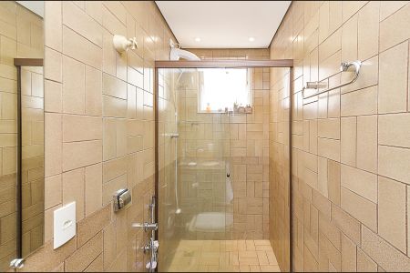 Apartamento para alugar com 84m², 4 quartos e 1 vaga Apartamento para alugar com 84m², 4 quartos e 1 vagaBanheiro Social