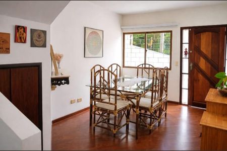 Casa para alugar com 150m², 3 quartos e 3 vagas Casa para alugar com 150m², 3 quartos e 3 vagasSala de Jantar