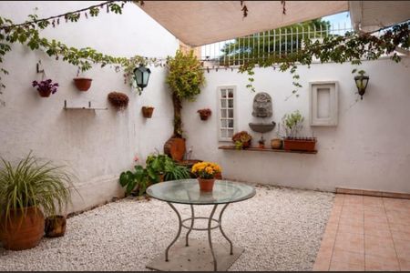 Casa para alugar com 150m², 3 quartos e 3 vagas Casa para alugar com 150m², 3 quartos e 3 vagasÁrea externa