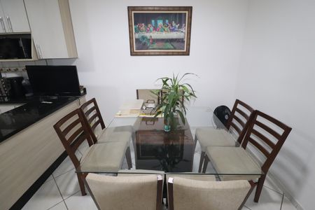 Casa à venda com 142m², 3 quartos e 2 vagasSala de Jantar