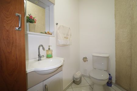 Casa à venda com 142m², 3 quartos e 2 vagasLavabo
