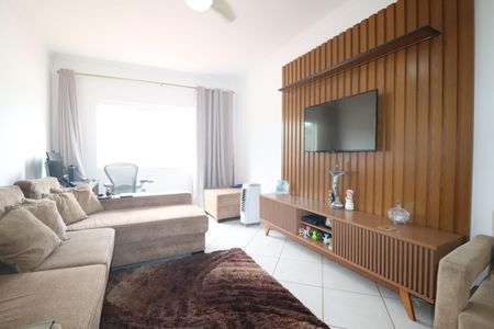 Casa à venda com 142m², 3 quartos e 2 vagasSala