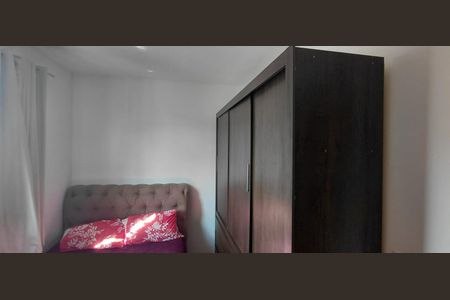 Quarto de apartamento para alugar com 2 quartos, 41m² em Maria Paula, São Gonçalo