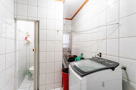 Casa à venda com 250m², 4 quartos e 6 vagas Casa à venda com 250m², 4 quartos e 6 vagasCasa 1 - cozinha