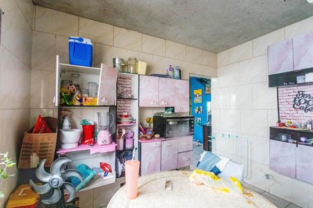 Casa à venda com 250m², 4 quartos e 6 vagas Casa à venda com 250m², 4 quartos e 6 vagasCasa 2 - cozinha