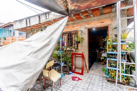 Casa à venda com 250m², 4 quartos e 6 vagas Casa à venda com 250m², 4 quartos e 6 vagasCasa 2 - entrada
