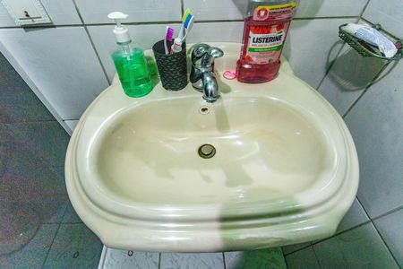 Casa 1 - banheiro  de casa à venda com 4 quartos, 250m² em Serraria, Diadema