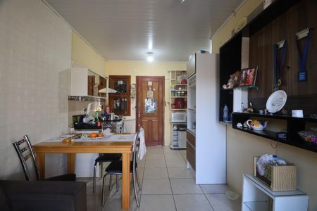 Casa para alugar com 70m², 2 quartos e 1 vagaSala/Cozinha