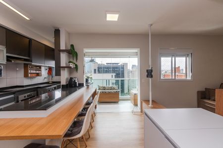 Apartamento à venda com 90m², 2 quartos e 2 vagasSala/ Cozinha