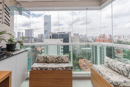 Apartamento à venda com 90m², 2 quartos e 2 vagasVaranda