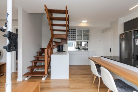 Sala/ Cozinha de apartamento para alugar com 2 quartos, 90m² em Santo Amaro, São Paulo