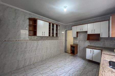 Casa à venda com 143m², 3 quartos e 2 vagasCozinha