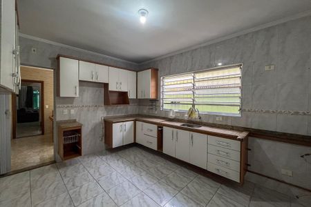 Casa à venda com 143m², 3 quartos e 2 vagasCozinha