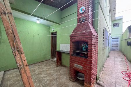 Casa à venda com 143m², 3 quartos e 2 vagasQuintal