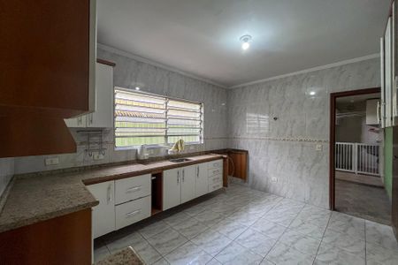 Casa à venda com 143m², 3 quartos e 2 vagasCozinha