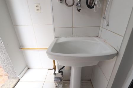 Apartamento para alugar com 78m², 2 quartos e 1 vagaÁrea de Serviço