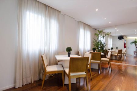 Apartamento para alugar com 78m², 2 quartos e 1 vaga Apartamento para alugar com 78m², 2 quartos e 1 vagaÁrea comum - Salão de festas 1