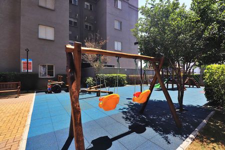 Apartamento para alugar com 78m², 2 quartos e 1 vaga Apartamento para alugar com 78m², 2 quartos e 1 vagaÁrea comum - Playground