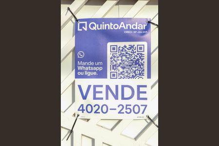Casa à venda com 205m², 3 quartos e 2 vagasFachada
