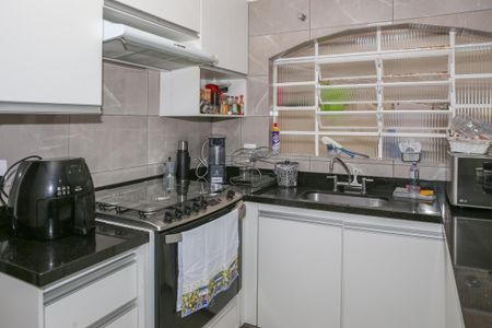 Casa à venda com 205m², 3 quartos e 2 vagasCozinha