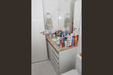 Casa à venda com 205m², 3 quartos e 2 vagasBanheiro da Suíte 2