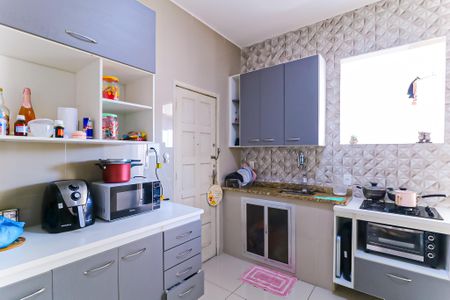 Apartamento para alugar com 72m², 2 quartos e 1 vagaCozinha