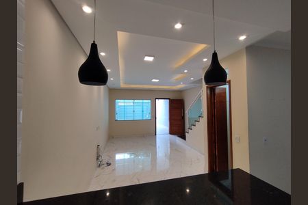 Casa à venda com 123m², 3 quartos e 3 vagas Casa à venda com 123m², 3 quartos e 3 vagasSala