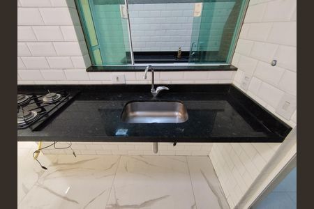 Casa à venda com 123m², 3 quartos e 3 vagas Casa à venda com 123m², 3 quartos e 3 vagasCozinha - Torneira