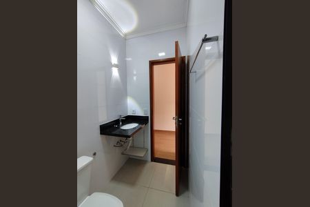 Casa à venda com 123m², 3 quartos e 3 vagas Casa à venda com 123m², 3 quartos e 3 vagasBanheiro - torneira