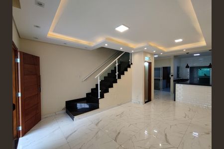 Casa à venda com 123m², 3 quartos e 3 vagas Casa à venda com 123m², 3 quartos e 3 vagasSala
