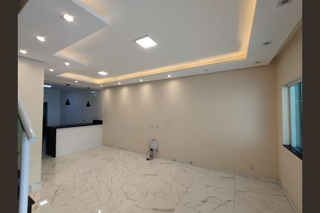 Casa à venda com 123m², 3 quartos e 3 vagas Casa à venda com 123m², 3 quartos e 3 vagasSala