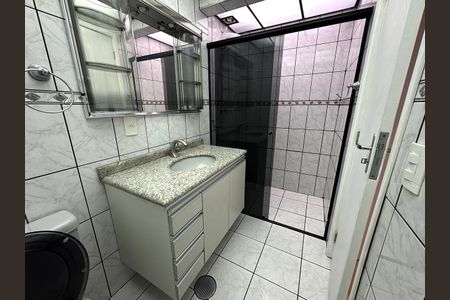 Apartamento para alugar com 62m², 2 quartos e 1 vaga Apartamento para alugar com 62m², 2 quartos e 1 vagaBanheiro