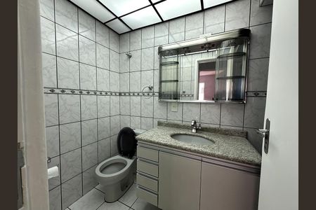 Apartamento para alugar com 62m², 2 quartos e 1 vaga Apartamento para alugar com 62m², 2 quartos e 1 vagaBanheiro