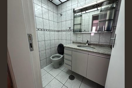 Apartamento para alugar com 62m², 2 quartos e 1 vaga Apartamento para alugar com 62m², 2 quartos e 1 vagaBanheiro