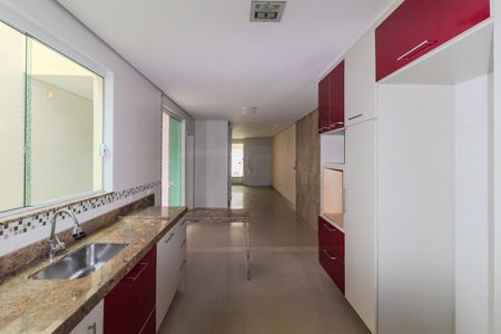 Casa à venda com 120m², 2 quartos e 2 vagasCozinha